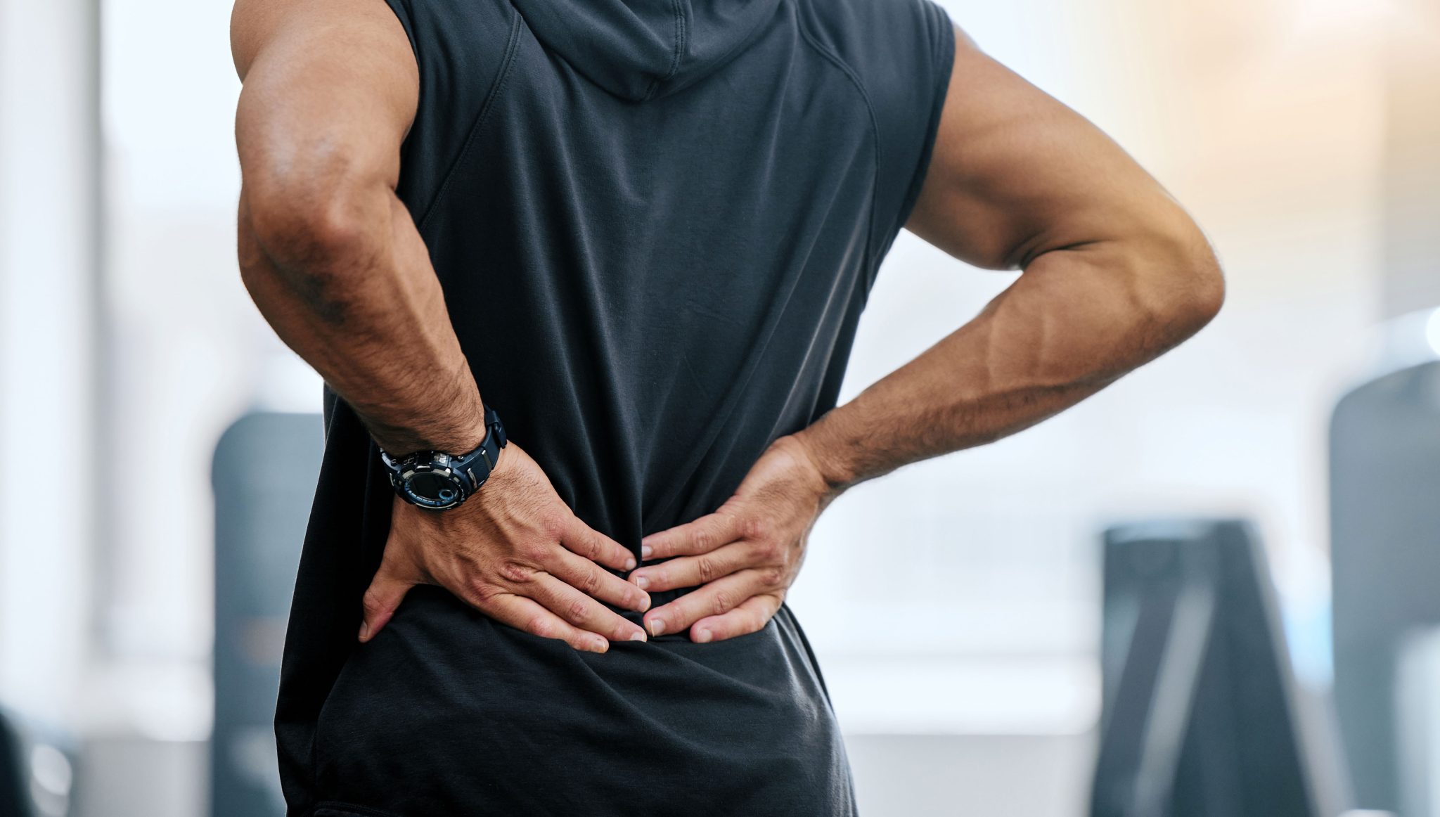 Low Back Pain When Weightlifting? 4 Ways Chiropractic Care Helps ...